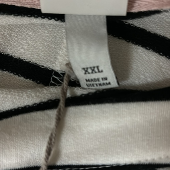 NWT Striped Dress - Picture 6 of 7